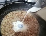 Foto del paso 4 de la receta: Penne rigatti en salsa Alfredo con trozos de lomo de cerdo