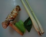 รูปขั้นตอนการทำที่ 1 ของ ไก่ต้มน้ำปลา