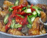 Foto langkah ke 3 dari resep Ayam Goreng Saus Inggris.