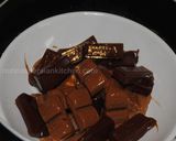 A picture of step 1 of Fruity chocolate Bars.