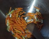 Foto langkah ke 3 dari resep Simple Curry Bihun Mie.