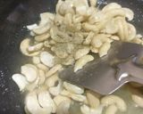 काजू चिक्की (kaju chikki recipe in marathi) रेसिपी स्टेप 4 फोटो