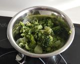 Foto del paso 1 de la receta: Cuscús con brócoli, espinacas y berenjena