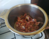 Foto del paso 1 de la receta: Caldo con mollejas de pollo y patata