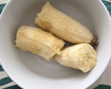 Foto del paso 1 de la receta: Galletas de avena y plátano en microondas