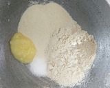 A picture of step 2 of Atta Sooji Samosa.