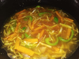 મેગી નૂડલ્સ સૂપ (Maggi Noodles soup recipe in gujarati)