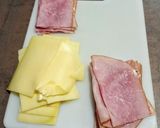 Foto del paso 1 de la receta: Quesadillas de jamón braseado y queso edam