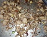 A picture of step 6 of Maggi soup with roasted nuts and chicken 😋😋😋😋.