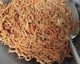 Foto langkah ke 3 dari resep Mie Goreng ala Kenduri.