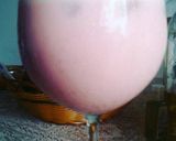 A picture of step 2 of Strawberry Yogurt Smoothie.