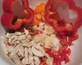 A picture of step 1 of Stuffed pepper rings.