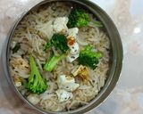 A picture of step 4 of Broccoli Paneer Pulav.