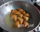 A picture of step 6 of Yemeni Fried Dough or Khameer.