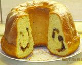 Aszalt gyümölcsös kuglóf recept fázis 4 fotója