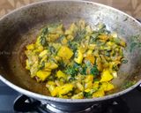 मेथी-सुका बोंबील भाजी (methi sukha bombil recipe in marathi) रेसिपी स्टेप 3 फोटो 
