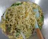 Foto langkah ke 4 dari resep Mie Nyemek Bakso Praktis.