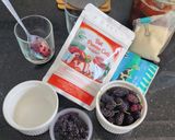 Hình bước làm 1 của món Pannacotta dâu tằm (bột pannacotta pha sẵn)
