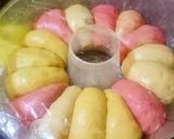 Foto langkah ke 5 dari resep Roti Kukus Pelangi.