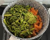 Foto del passaggio 3 della ricetta Fusilli di lenticchie rosse con gli asparagi