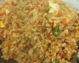 Foto langkah ke 6 dari resep Nasi Goreng Ceria.
