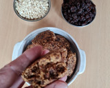 Foto del paso 5 de la receta: Galletas de avena y pasas 🍇 sin azúcares agregados ni balanza