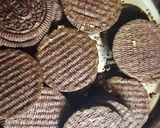A picture of step 1 of Jems oreo truffle (party recipes).