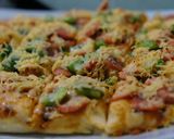 Foto langkah ke 6 dari resep Pizza Simple.