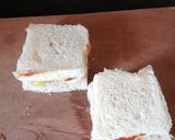 A picture of step 3 of Fruit Sandwich.