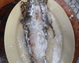 รูปขั้นตอนการทำที่ 2 ของ กุ้งมังกรทอดราดซอสเปรี้ยวหวาน