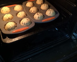 Foto del paso 5 de la receta: Muffins de vainilla con chispas de chocolate