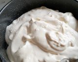 A picture of step 5 of Taiwanese fluffy cake.