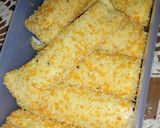 Foto langkah ke 5 dari resep Roti Gulung Pisang Kepok.