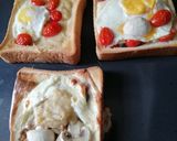 A picture of step 3 of Bread Pizza.