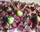 Fig jam with cocoa powder and roasted almonds recipe step 2 photo