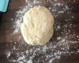 A picture of step 5 of Apple turnovers.