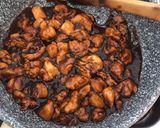 Foto langkah ke 2 dari resep Tumis Ayam Kecap 3 bahan.