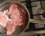 Foto del paso 2 de la receta: Costilla de cerdo con vegetales al horno.👨‍🍳