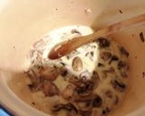 Zupa na pomidorach, pieczarkach i czerwonej fasoli krok przepisu 2 zdjęcie