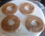 A picture of step 3 of Chocolate donuts.