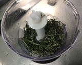 Une image de l'étape 3 de Gigot d'agneau à l'ail mariné, thym et romarin frais.