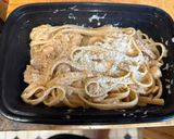 A picture of step 4 of Creamy Chicken & Mushroom Alfredo.