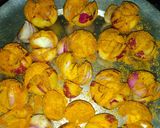 A picture of step 3 of Gravy onion vegetable.