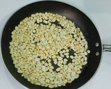 शेंगदाणा चिक्की (shengdana chikki recipe in marathi) रेसिपी स्टेप 1 फोटो 