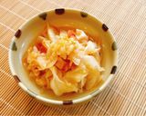 Hình bước làm 4 của món Cải Bắp Xào Cà Chua Đơn Giản