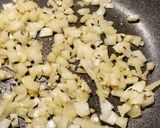 A picture of step 3 of Chana Masala.