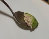 Foto del paso 3 de la receta: Aguacates rellenos de atún
