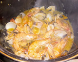 Foto del paso 2 de la receta: Sopa de marisco