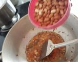 A picture of step 3 of Sevai upma.