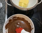 Foto del paso 2 de la receta Bizcocho de chocolate para el cumple 101 de La Bis 👶🏼👵🏼
